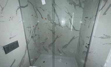 TOWNHOUSE EN ALQUILER EN LUCIÉRNAGAS 5 AMBIENTES