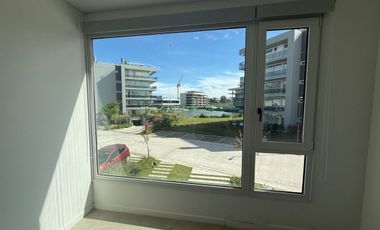 TOWNHOUSE EN ALQUILER EN LUCIÉRNAGAS 5 AMBIENTES