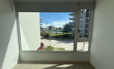 TOWNHOUSE EN ALQUILER EN LUCIÉRNAGAS 5 AMBIENTES