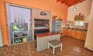 CASA EN VENTA FLORENCIO VARELA APTO CRÉDITO