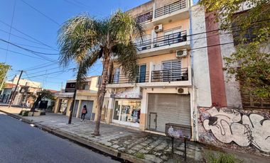 VENTA DE PH DOS AMBIENTES-RAMOS MEJIA PERMUTA