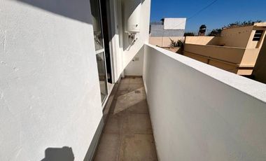 VENTA DE PH DOS AMBIENTES-RAMOS MEJIA PERMUTA