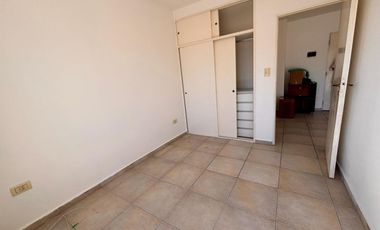 VENTA DE PH DOS AMBIENTES-RAMOS MEJIA PERMUTA