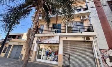 VENTA DE PH DOS AMBIENTES-RAMOS MEJIA PERMUTA