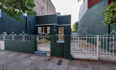 ALQUILER CASA GRAN LOTE CON JARDIN - FLORIDA