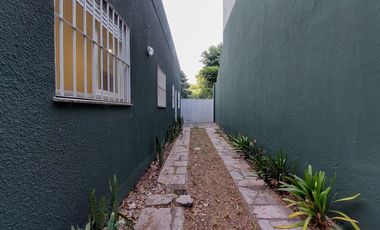 ALQUILER CASA GRAN LOTE CON JARDIN - FLORIDA