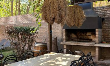 Casa en alquiler en Chacras de Coria