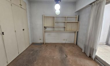 Departamento en venta de 3 ambientes mas dependencia y balcon terraza