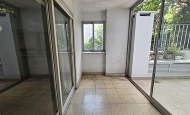 Departamento en venta de 3 ambientes mas dependencia y balcon terraza