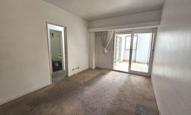 Departamento en venta de 3 ambientes mas dependencia y balcon terraza