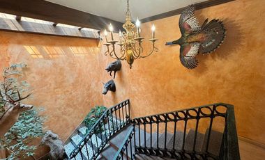 Residencia de Estilo Colonial Contemporáneo en Carretas, Querétaro | Amplia, con