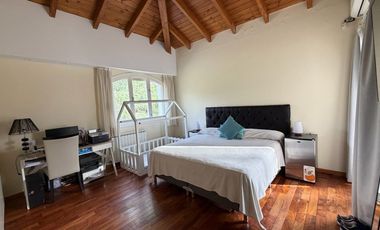 Se vende casa en La Cheltonia Venado Tuerto