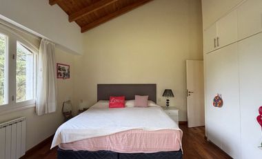 Se vende casa en La Cheltonia Venado Tuerto