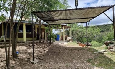 Cabañas alquiler Panaholma gran terreno y piscina