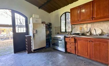 Casa Quinta 1.980mt2 con pileta y dos viviendas
