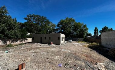 VENTA CASA EN POZO (3) DORMITORIOS PLOTTIER NQN