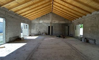 VENTA CASA EN POZO (3) DORMITORIOS PLOTTIER NQN