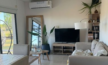 VENTA DE CASA EN BARRIO PRIVADO