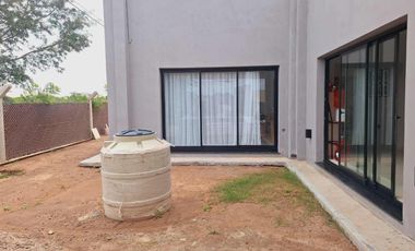VENTA CASA 3 DORMITORIOS ZANJÓN