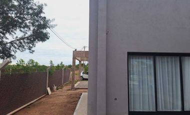 VENTA CASA 3 DORMITORIOS ZANJÓN