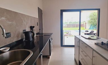 VENTA CASA 3 DORMITORIOS ZANJÓN