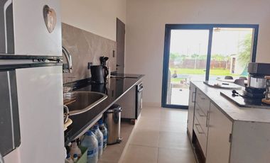 VENTA CASA 3 DORMITORIOS ZANJÓN