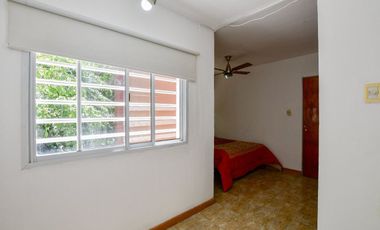 CASA EN VENTA SICARDI 2 DORMITORIOS CON PILETA