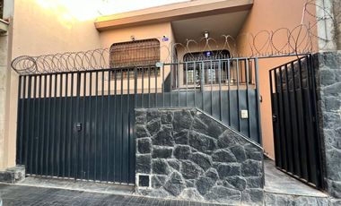 ALQUILER CONSULTORIO /OFICINA EN CENTRO DE MENDOZA