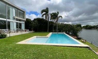 ALQUILER CASA A LA LAGUNA EN NORDELTA LOS ALISOS!