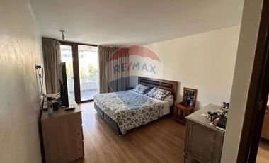 Amplio Y Excelente Departamento En Arriendo