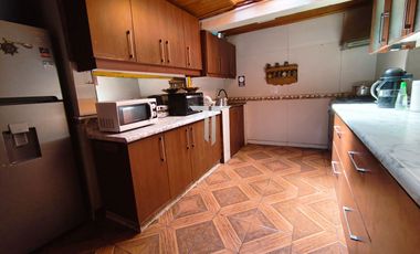 Casa En Venta -conchalí | Metro Cardenal Caro