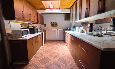 Casa En Venta -conchalí | Metro Cardenal Caro