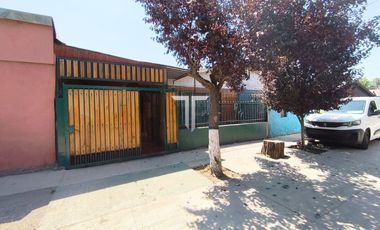 Casa En Venta -conchalí | Metro Cardenal Caro