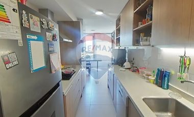 Amplio Y Excelente Departamento En Arriendo