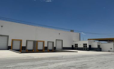 NAVE EN RENTA 3,000 M² ENTREGA INMEDIATA | 4 ANDENES | PATIO MANIOBRAS | GÓMEZ PALACIO, DGO