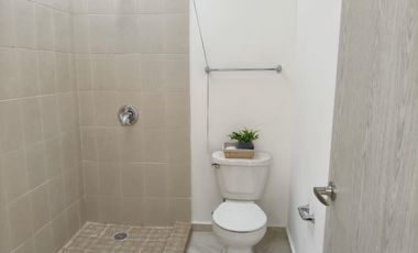 CASA EN VENTA EN CERRADA CADIZ, TORREON COAH.