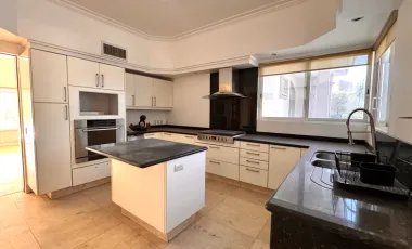 Exclusiva Residencia con alberca enVENTA  – Las Rosas, Gómez Palacio, Dgo