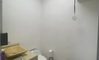 BODEGA CON OFICINAS EN LA UNION,TORREÓN COAHUILA