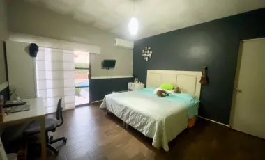Casa en Venta de un piso, con Patio y Piscina en Lerdo Centro, Durango