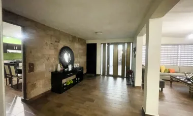 Casa en Venta de un piso, con Patio y Piscina en Lerdo Centro, Durango