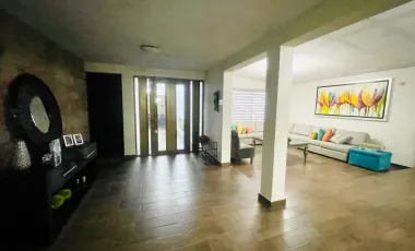 Casa en Venta de un piso, con Patio y Piscina en Lerdo Centro, Durango