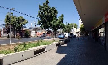 Local comercial en arriendo  en ÑUÑOA