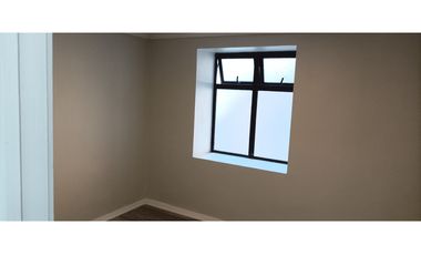 Excelente casa interior en arriendo