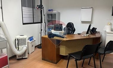 Centro Médico Funcionando en  San Miguel