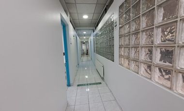 Centro Médico Funcionando en  San Miguel