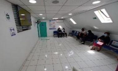 Centro Médico Funcionando en  San Miguel