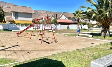 Casa en Arriendo en Avenida Troncal 7836.La Cruz