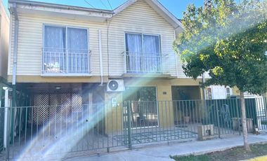 Casa en Arriendo en Avenida Troncal 7836.La Cruz