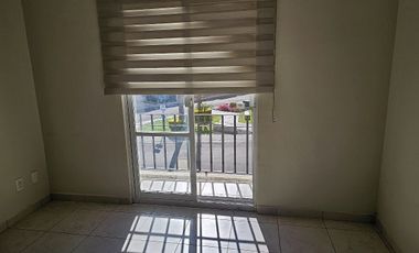 Casa en renta en santa fe juriquilla 3 Rec y estudio en Pb cerrado