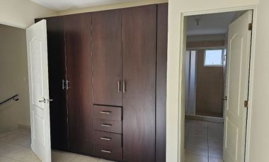 Casa en renta en santa fe juriquilla 3 Rec y estudio en Pb cerrado